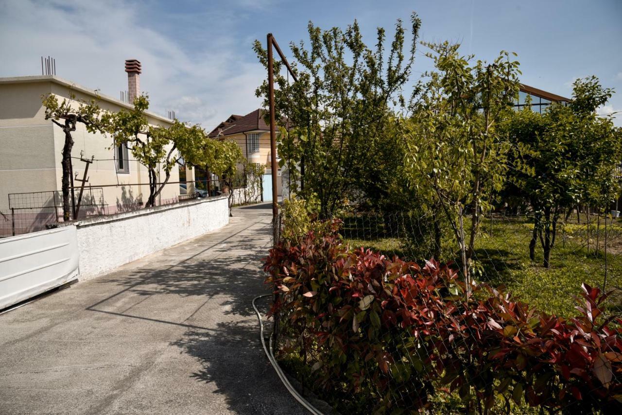 Villa Garden Shkodra Екстер'єр фото